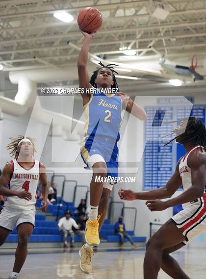 Thumbnail 2 in Hamshire-Fannett vs. Madisonville (Mike Dacus Classic) photogallery.