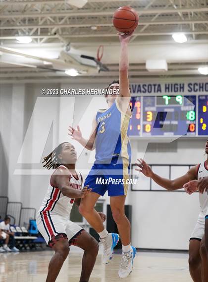 Thumbnail 1 in Hamshire-Fannett vs. Madisonville (Mike Dacus Classic) photogallery.