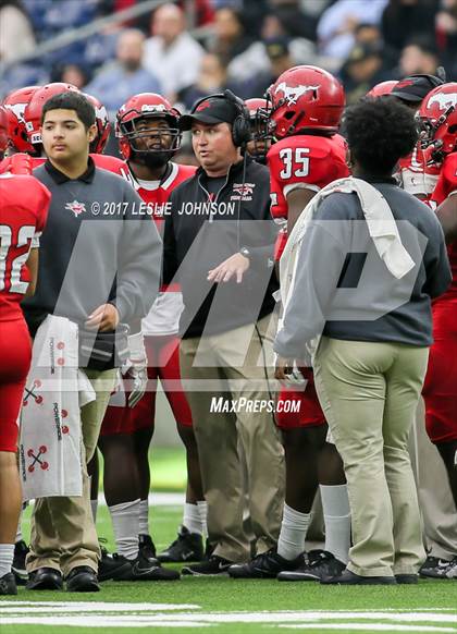 Thumbnail 3 in Katy vs. North Shore (UIL 6A D1 Quarterfinal) photogallery.
