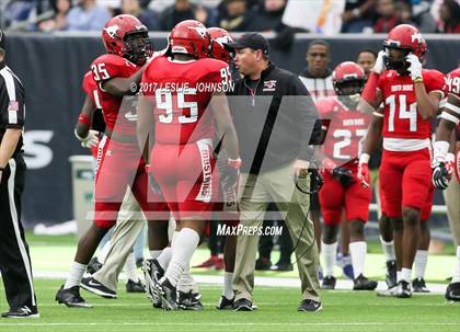Thumbnail 3 in Katy vs. North Shore (UIL 6A D1 Quarterfinal) photogallery.