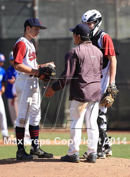 Thumbnail 3 in Los Altos vs. Capistrano Valley Christian photogallery.