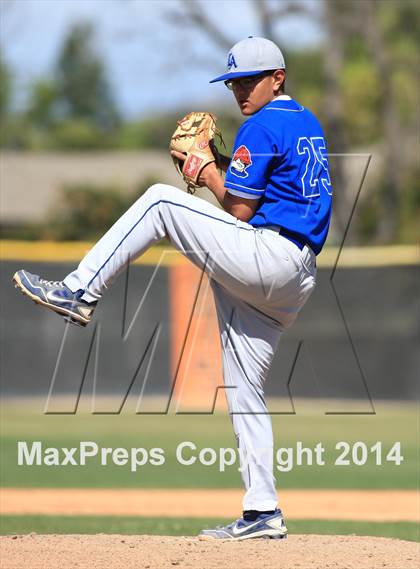 Thumbnail 2 in Los Altos vs. Capistrano Valley Christian photogallery.