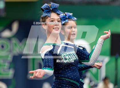Thumbnail 1 in Creekview (Creekview Classic) photogallery.