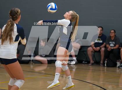 Thumbnail 3 in Arizona Lutheran Academy vs. Pusch Ridge Christian Academy photogallery.