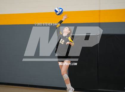 Thumbnail 3 in Arizona Lutheran Academy vs. Pusch Ridge Christian Academy photogallery.