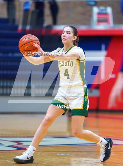 Thumbnail 2 in DeSoto vs McKinney North (Allen Hoopfest Tournament) photogallery.