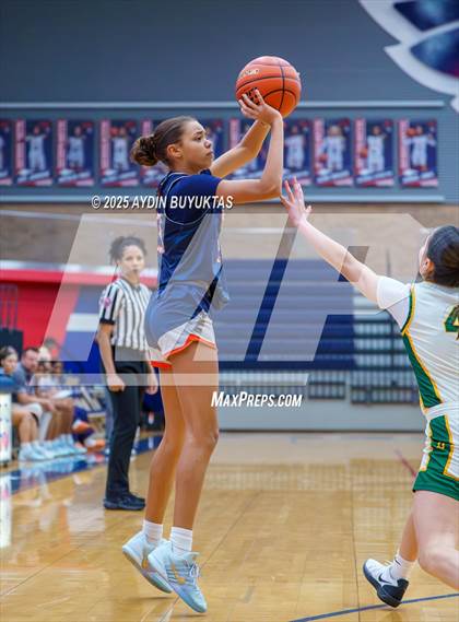 Thumbnail 2 in DeSoto vs McKinney North (Allen Hoopfest Tournament) photogallery.