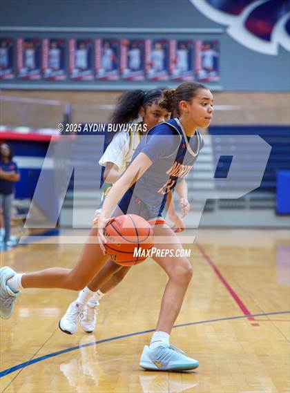 Thumbnail 1 in DeSoto vs McKinney North (Allen Hoopfest Tournament) photogallery.