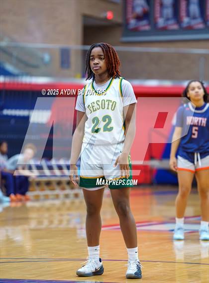 Thumbnail 2 in DeSoto vs McKinney North (Allen Hoopfest Tournament) photogallery.
