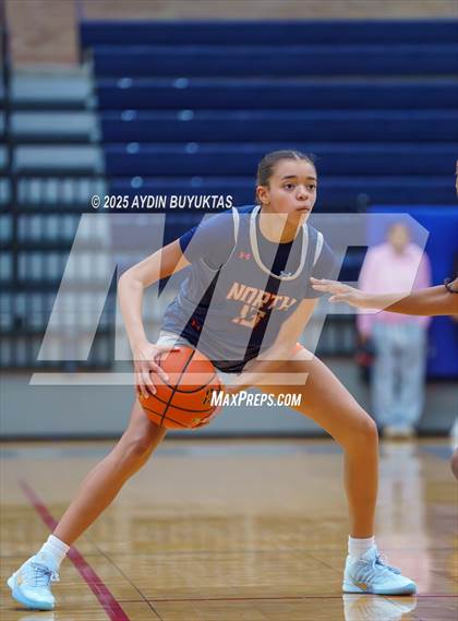 Thumbnail 3 in DeSoto vs McKinney North (Allen Hoopfest Tournament) photogallery.