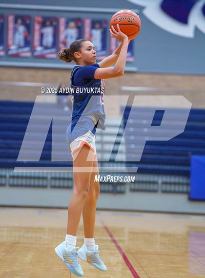 Thumbnail 3 in DeSoto vs McKinney North (Allen Hoopfest Tournament) photogallery.