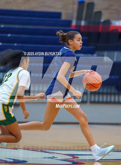 Thumbnail 2 in DeSoto vs McKinney North (Allen Hoopfest Tournament) photogallery.