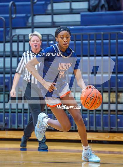 Thumbnail 3 in DeSoto vs McKinney North (Allen Hoopfest Tournament) photogallery.