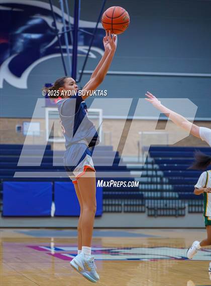 Thumbnail 1 in DeSoto vs McKinney North (Allen Hoopfest Tournament) photogallery.