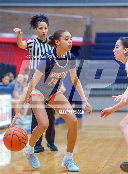 Thumbnail 2 in DeSoto vs McKinney North (Allen Hoopfest Tournament) photogallery.