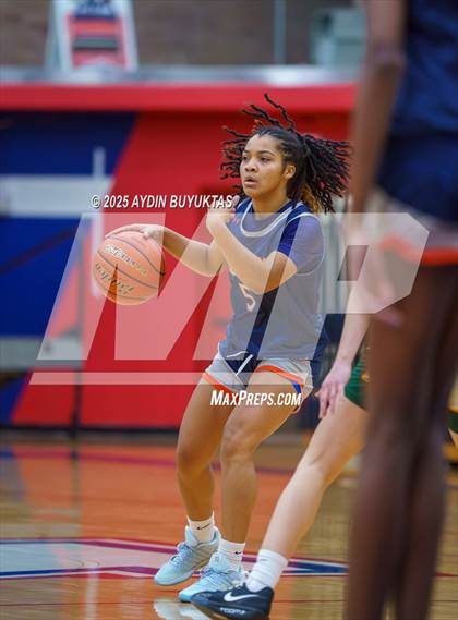 Thumbnail 1 in DeSoto vs McKinney North (Allen Hoopfest Tournament) photogallery.
