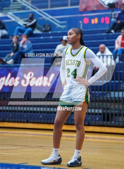 Thumbnail 3 in DeSoto vs McKinney North (Allen Hoopfest Tournament) photogallery.