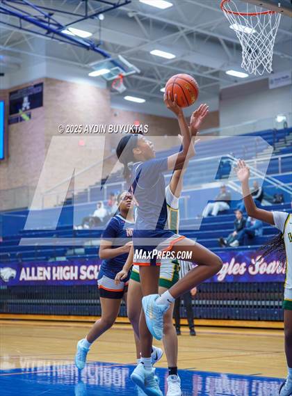 Thumbnail 3 in DeSoto vs McKinney North (Allen Hoopfest Tournament) photogallery.