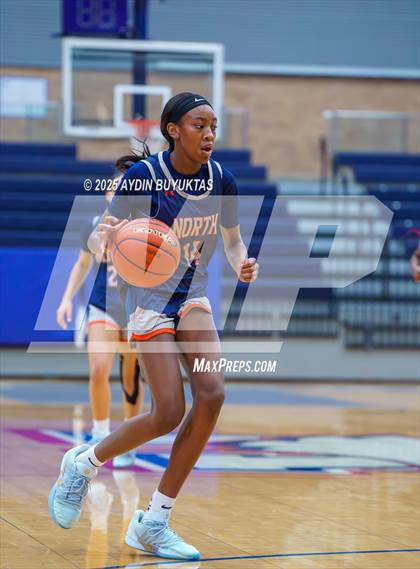 Thumbnail 2 in DeSoto vs McKinney North (Allen Hoopfest Tournament) photogallery.