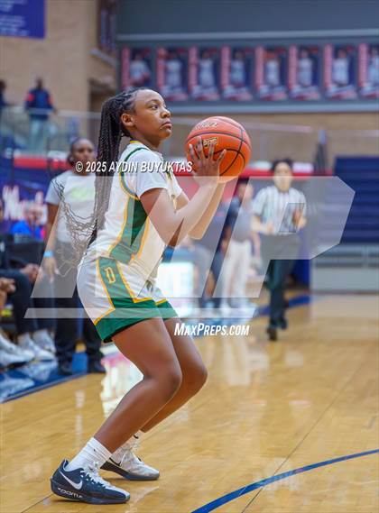 Thumbnail 3 in DeSoto vs McKinney North (Allen Hoopfest Tournament) photogallery.
