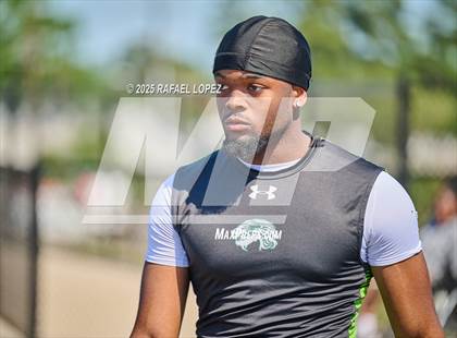 Thumbnail 1 in UIL 6A Track & Field Area 13&14 (4x100M) photogallery.