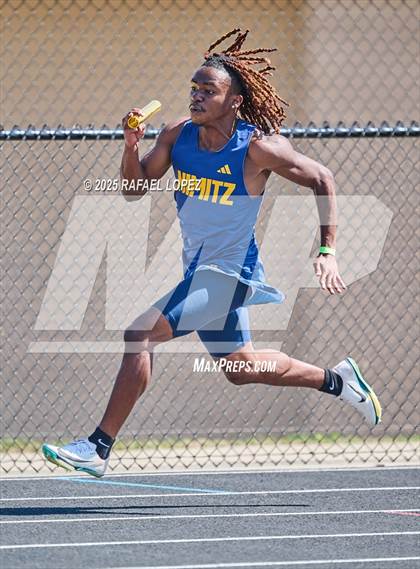 Thumbnail 2 in UIL 6A Track & Field Area 13&14 (4x100M) photogallery.