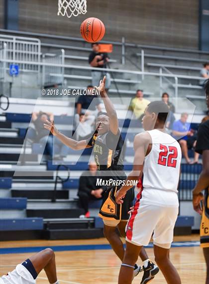 Thumbnail 3 in Atascocita vs East Central (South San Boys Basketball Tournament) photogallery.