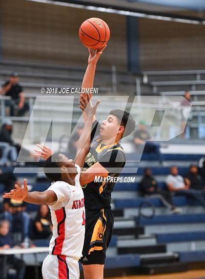 Thumbnail 2 in Atascocita vs East Central (South San Boys Basketball Tournament) photogallery.