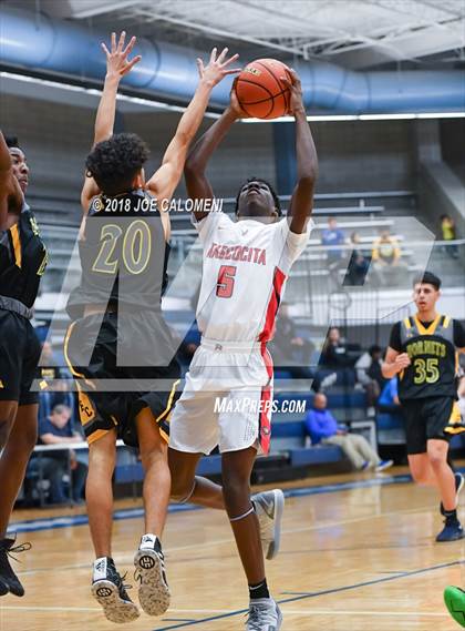 Thumbnail 2 in Atascocita vs East Central (South San Boys Basketball Tournament) photogallery.