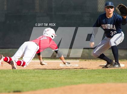 Thumbnail 3 in Sonora @ Fullerton photogallery.