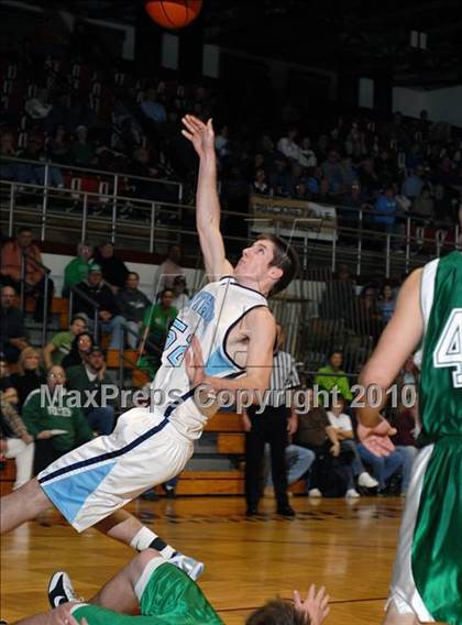 Thumbnail 1 in Pinckneyville vs Hamilton County  (Benton Invitational Tournament) photogallery.