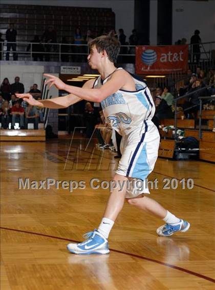 Thumbnail 2 in Pinckneyville vs Hamilton County  (Benton Invitational Tournament) photogallery.