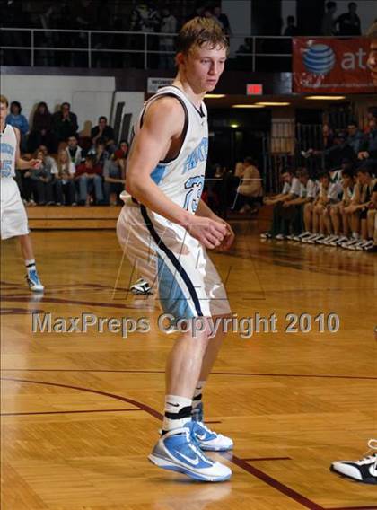 Thumbnail 3 in Pinckneyville vs Hamilton County  (Benton Invitational Tournament) photogallery.