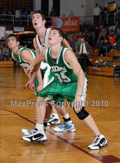 Thumbnail 1 in Pinckneyville vs Hamilton County  (Benton Invitational Tournament) photogallery.