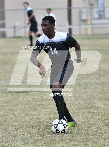 Thumbnail 2 in Steele vs Lee [Robert E.] (NEISD Tournament) photogallery.