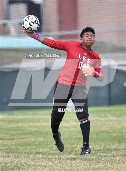 Thumbnail 3 in Steele vs Lee [Robert E.] (NEISD Tournament) photogallery.