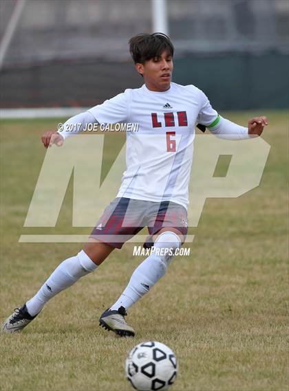 Thumbnail 2 in Steele vs Lee [Robert E.] (NEISD Tournament) photogallery.