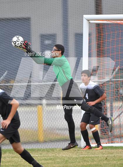 Thumbnail 1 in Steele vs Lee [Robert E.] (NEISD Tournament) photogallery.