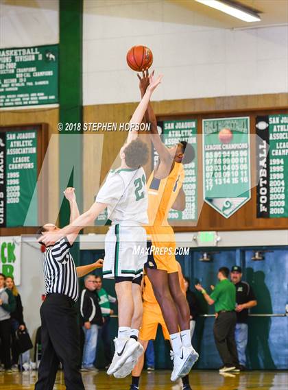 Thumbnail 3 in Sunnyside @ St. Mary's (CIF D2 Round 1 Playoff) photogallery.