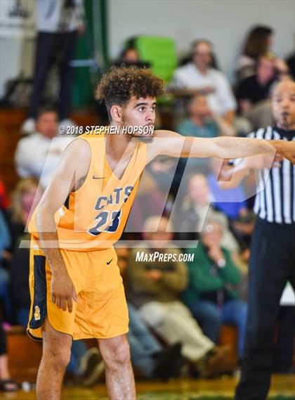 Thumbnail 3 in Sunnyside @ St. Mary's (CIF D2 Round 1 Playoff) photogallery.