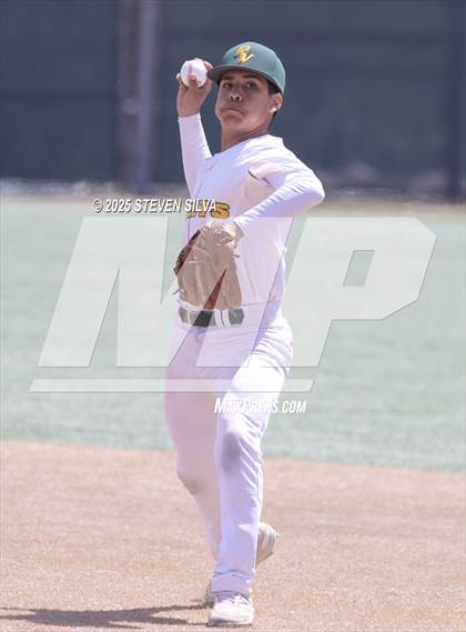 Thumbnail 2 in Pacifica Christian vs. Palo Verde Valley (San Diego Lions Tournament) photogallery.