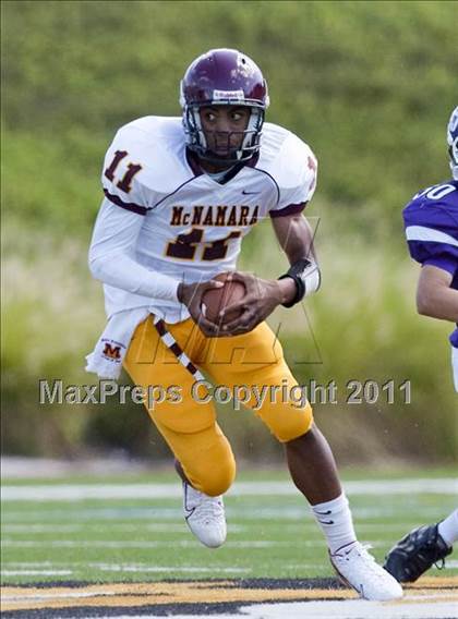 Thumbnail 1 in Bishop McNamara vs. Mount St. Joseph (I-95 Kickoff Classic) photogallery.