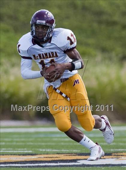 Thumbnail 2 in Bishop McNamara vs. Mount St. Joseph (I-95 Kickoff Classic) photogallery.