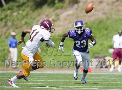 Thumbnail 1 in Bishop McNamara vs. Mount St. Joseph (I-95 Kickoff Classic) photogallery.