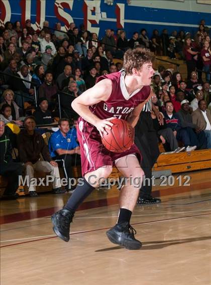 Thumbnail 1 in Sacred Heart Prep vs. Salesian (CIF D4 NorCal Regional Final) photogallery.