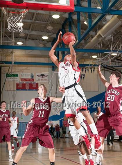Thumbnail 2 in Sacred Heart Prep vs. Salesian (CIF D4 NorCal Regional Final) photogallery.