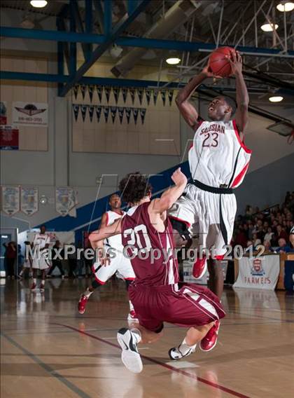 Thumbnail 3 in Sacred Heart Prep vs. Salesian (CIF D4 NorCal Regional Final) photogallery.