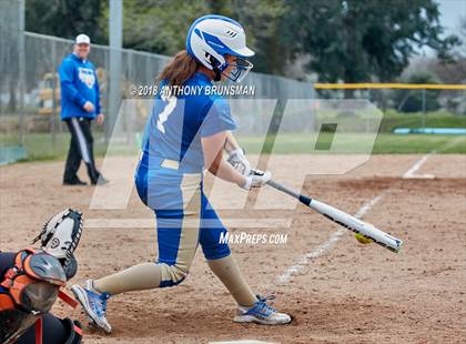 Thumbnail 3 in Reed vs. Lincoln (Preseason Tournament) photogallery.