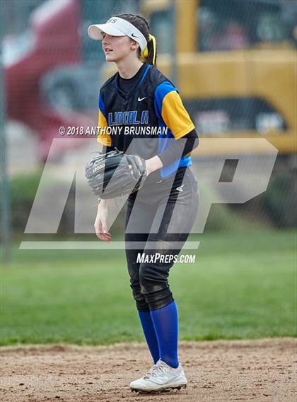 Thumbnail 2 in Reed vs. Lincoln (Preseason Tournament) photogallery.