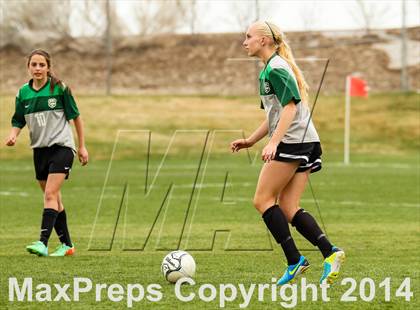 Thumbnail 2 in D'Evelyn @ Arvada photogallery.